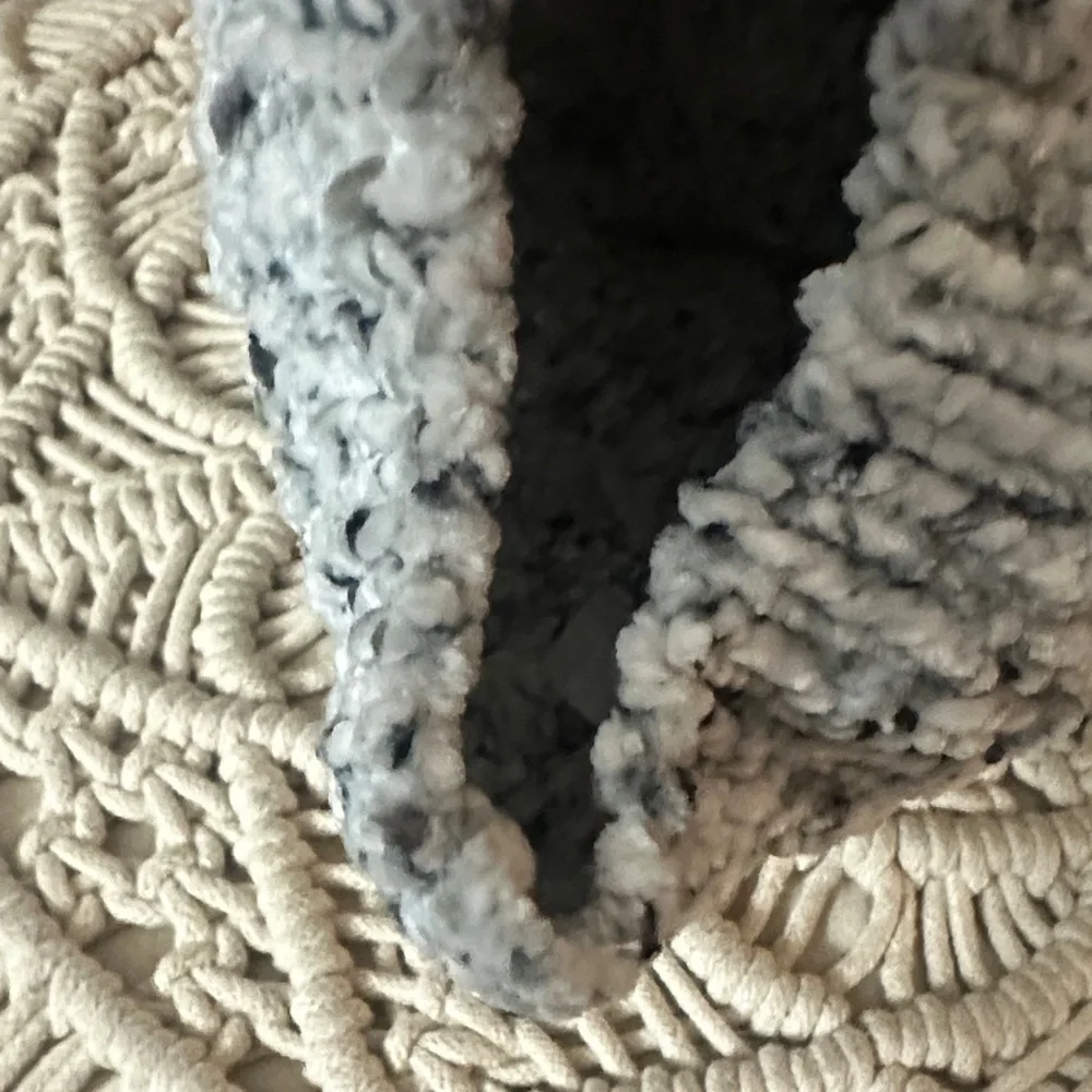 Cuddl Duds Gray Knit Pom-Pom Beanie
